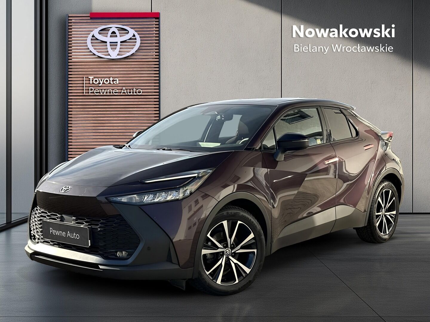 Toyota C-HR 1.8 Hybrid Style | automat 140 KM