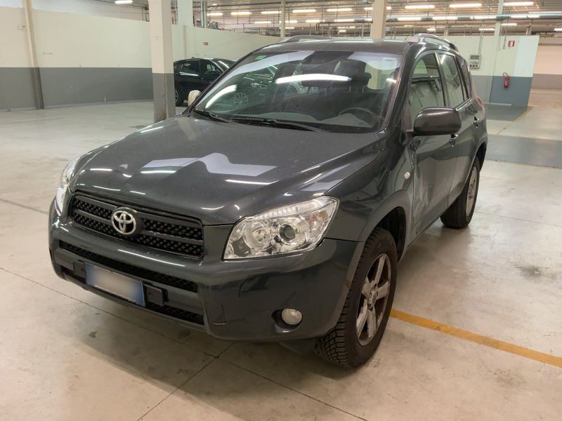 Toyota RAV 4 2.2 Turbodiesel Sol