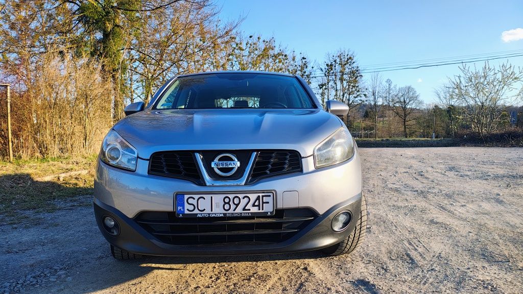 Nissan Qashqai 1.6 benzyna polski salon drugi wlasciciel