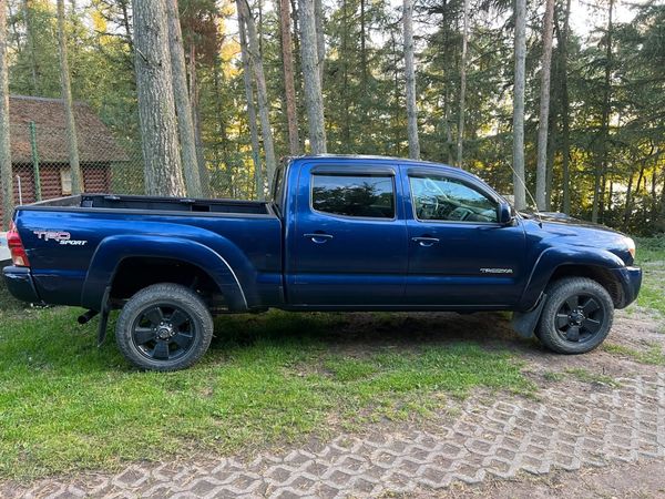 Toyota Tacoma TRD Sport