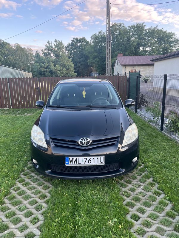Toyota Auris LIFT