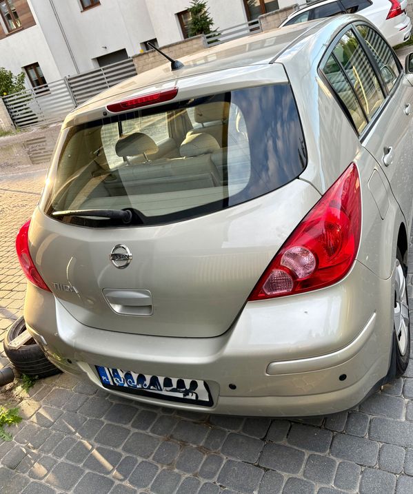 Nissan Tiida 1.6 Petrol 2009