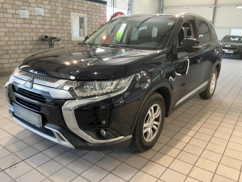 Mitsubishi Outlander 2.0 Diamant Edition+ 2WD