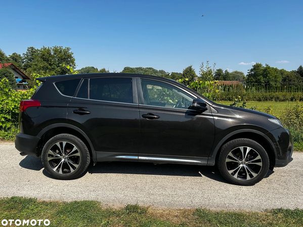 Toyota RAV-4 2.0 Petrol 4x4 2014