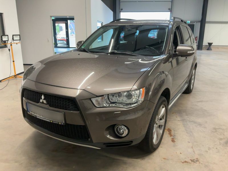 Mitsubishi Outlander 2.2 DI-D Instyle 4WD