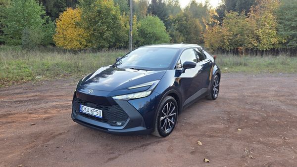 Toyota C-HR 1.8 Hybrid 2024