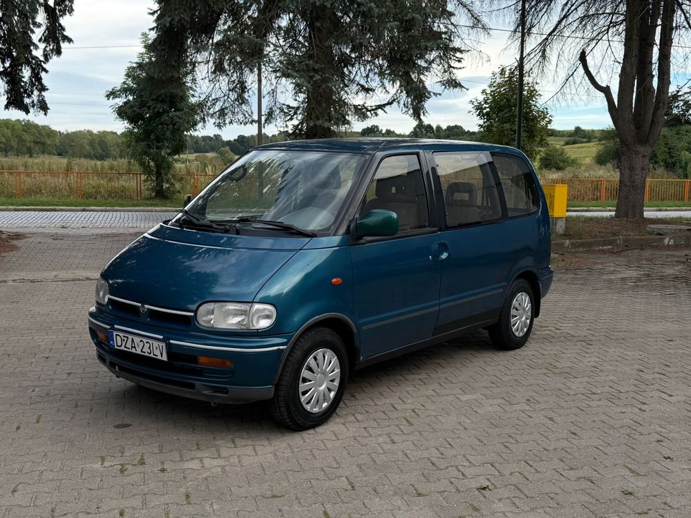 Nissan Serena 2.0 D 6-Osobowy Ekonomiczny.