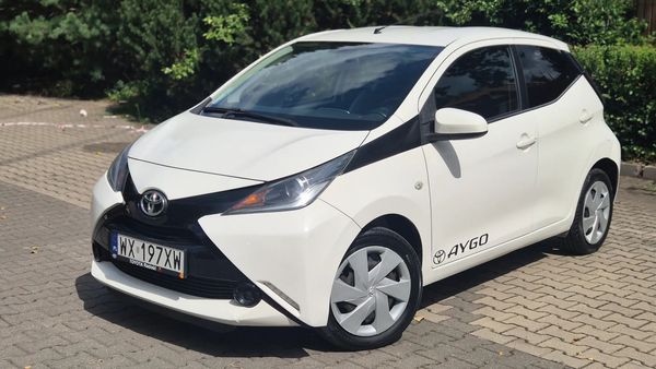 Toyota Aygo 5Drzwi Klima Radio dotyk 7Cali Kamera tylko 30 000km