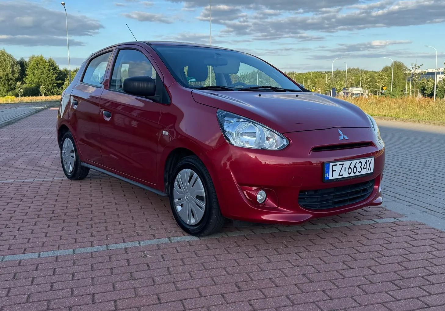 Mitsubishi Space Star Mitsubishi Space Star 2014r, bezwypadkowe, oryginalny przebieg
