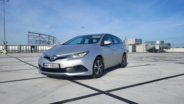 Toyota Auris 1.4 D-4D 2016