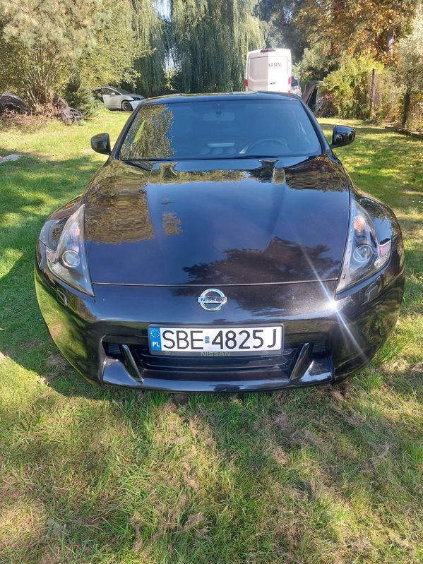 Nissan 370 Z 3.7 Petrol 2011