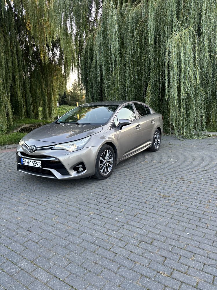 Toyota Avensis D-4D 2015