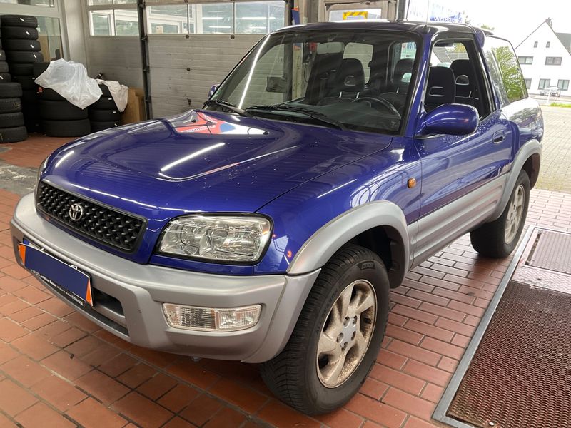 Toyota RAV 4 2.0 Spezial