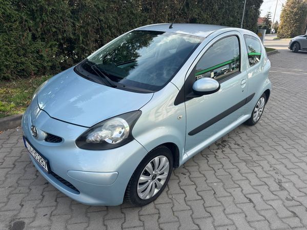 Toyota Aygo Benzyna + GAZ klima .