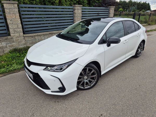 Toyota Corolla Salon Polska, po serwisie, niski przebieg, stan bdb.