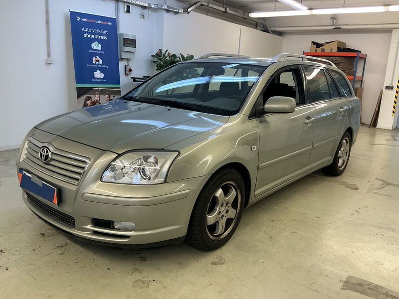 Toyota Avensis 1.8 Sol