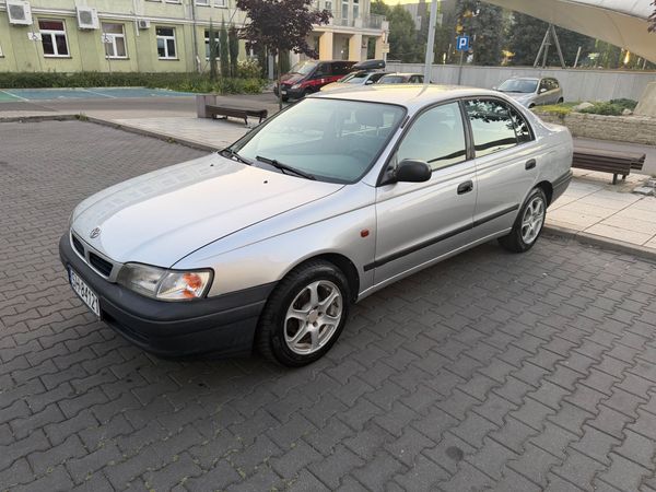 Toyota Carina 1.6 Petrol 1996