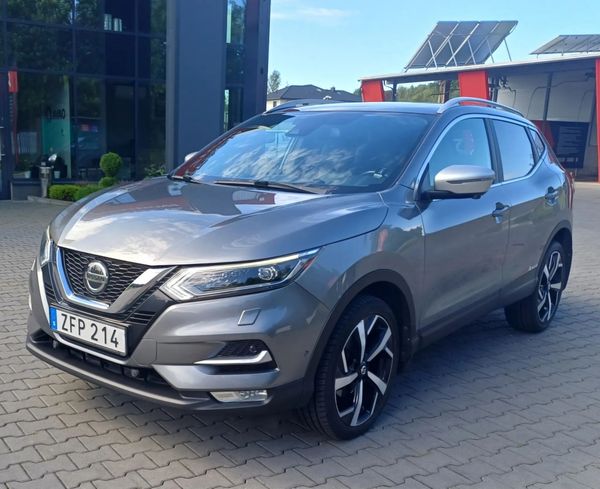 Nissan Qashqai Tekna +