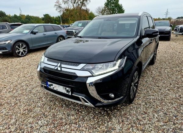 Mitsubishi Outlander 2.4 Petrol 2020