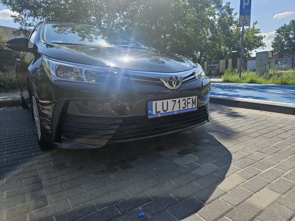 Toyota Corolla E18 2017 1.6 benzyna