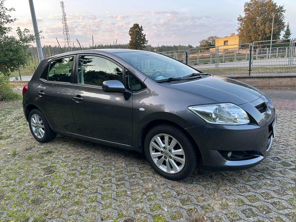 Toyota Auris 1,6 SALON POLSKA pierwszy właściciel BEZWYPADKOWY benzyna niski przebieg