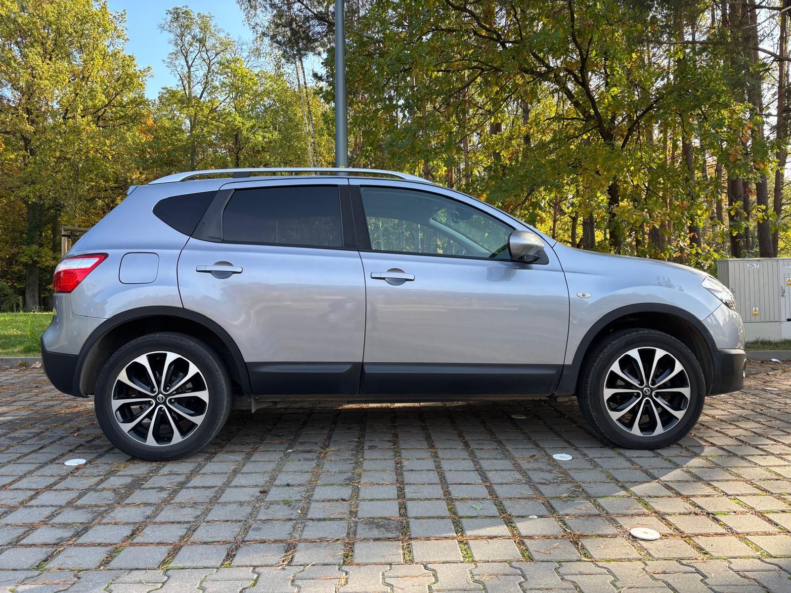 Nissan Qashqai 2.0 Petrol 2012