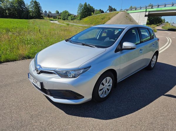 Toyota Auris Klimatyzacja, Czujniki Parkowania, Zarejestrowana, Ubezpieczona