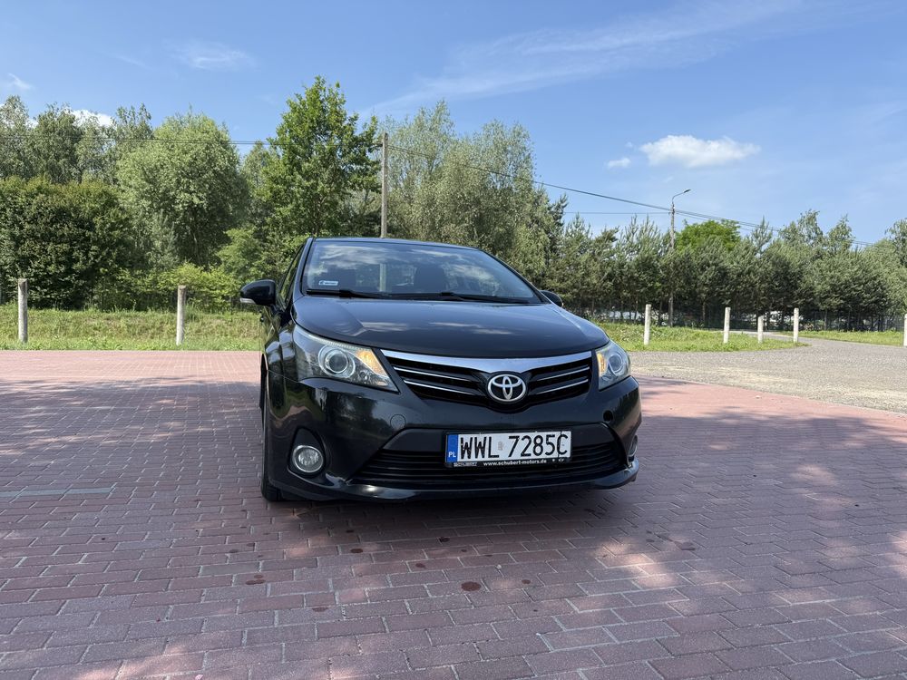 Toyota Avensis 2.0 D-4D 2012