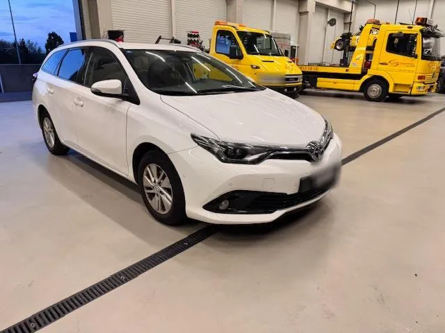 Toyota Auris Touring Sports 1.8 HSD Trend, 99 PS