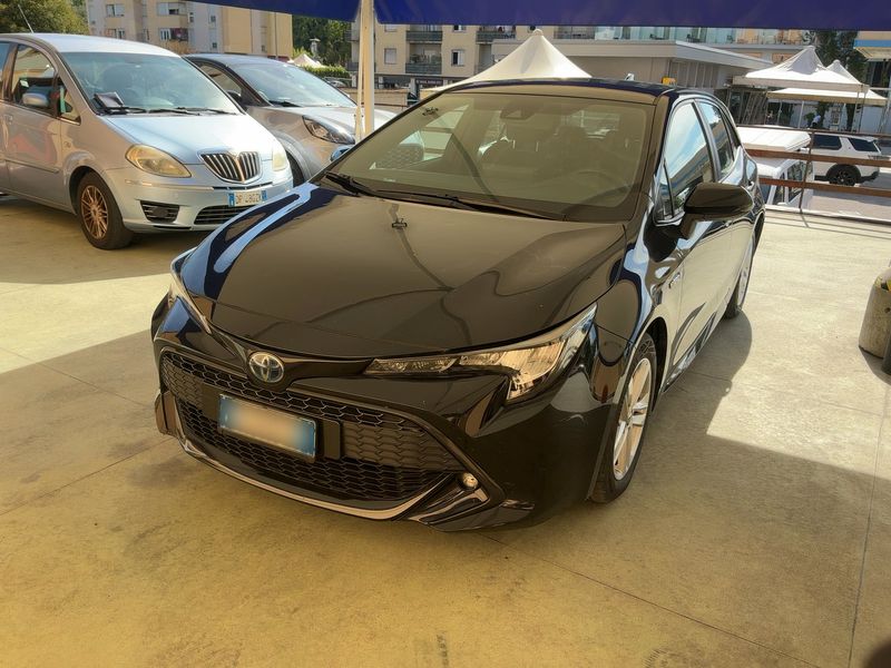 Toyota Corolla 1.8 Hybrid Business Edition