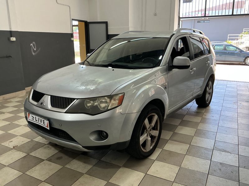 Mitsubishi Outlander 2.0 DI-D Intense