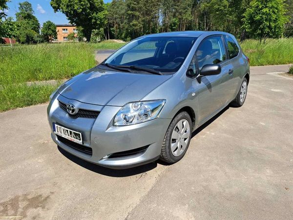 Toyota Auris 1.3 Petrol 2009