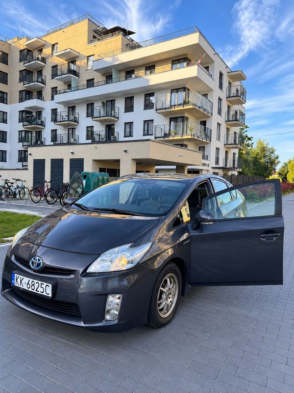 Toyota Prius Toyota Prius III 1.8 2009| LPG, nowe opon | po wymianie uszczelki