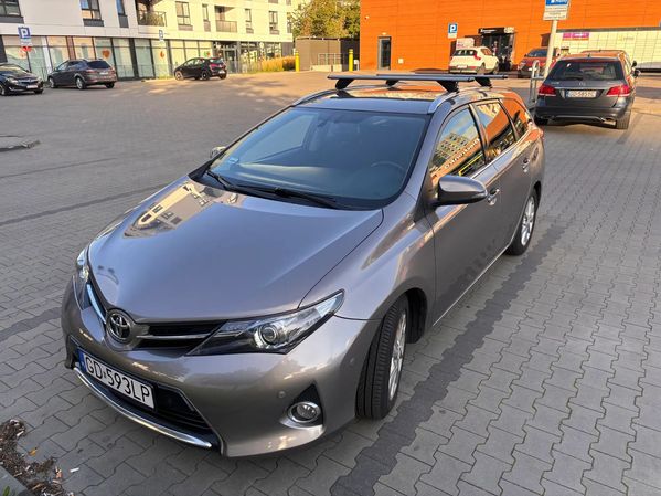 Toyota Auris 2.0 D-4D 2014