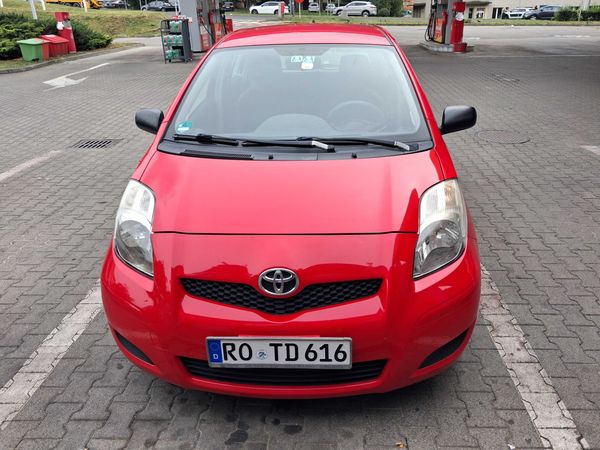 Toyota Yaris Model 2010r from Germany 5 doors without corrosion-Beautiful