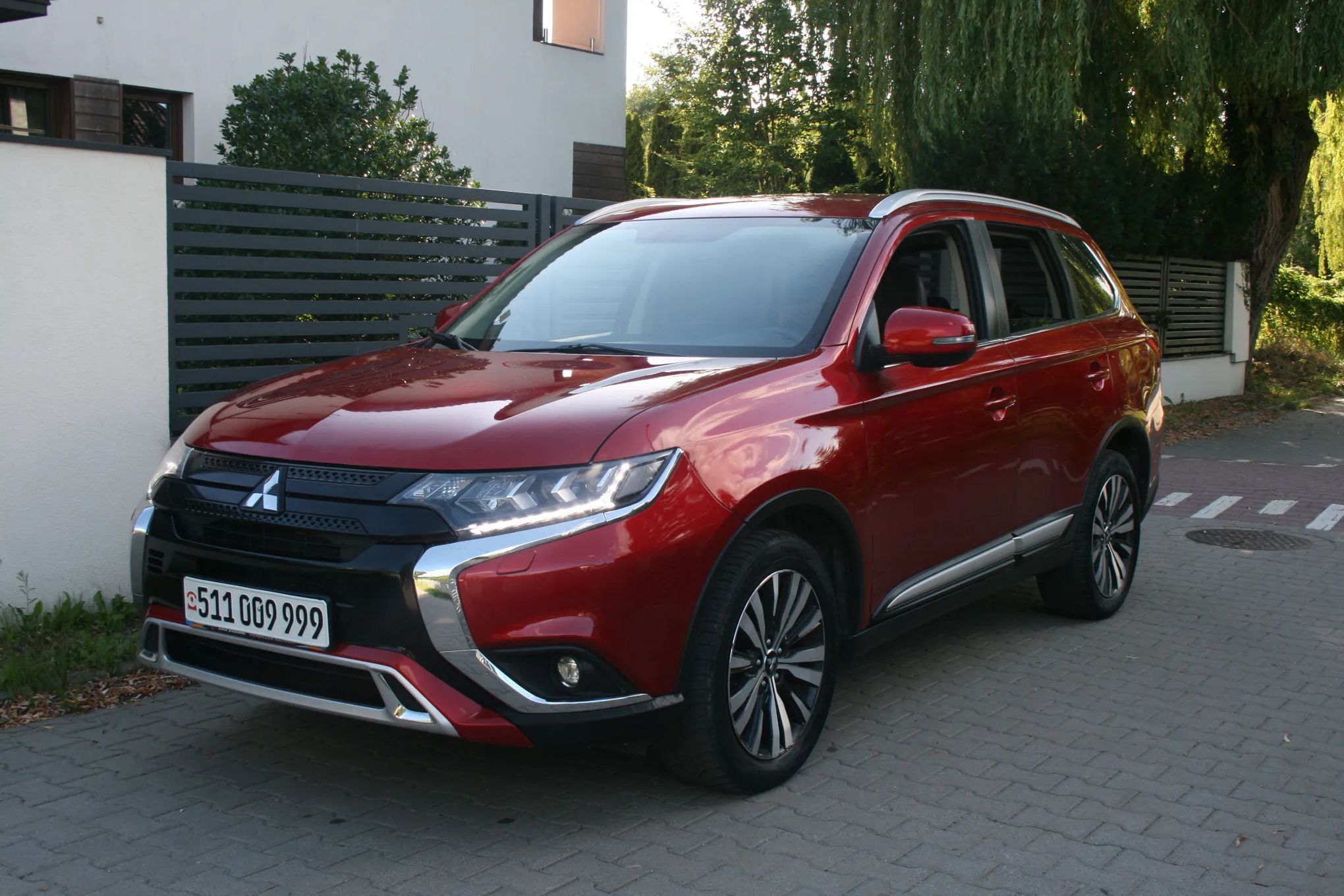 Mitsubishi Outlander 2.0 Petrol 4x4 2020