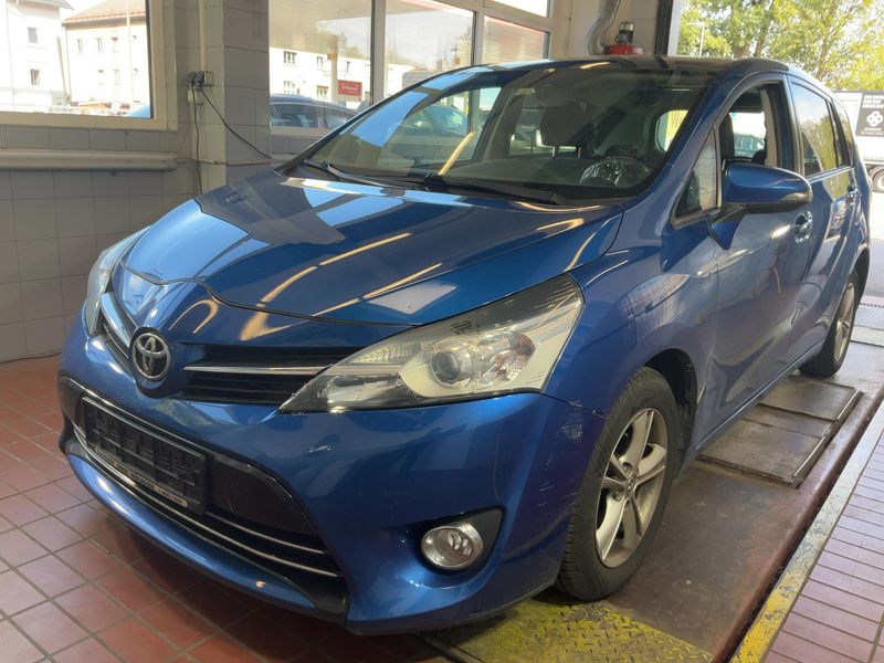 Toyota Verso 2.0 D-4D Active