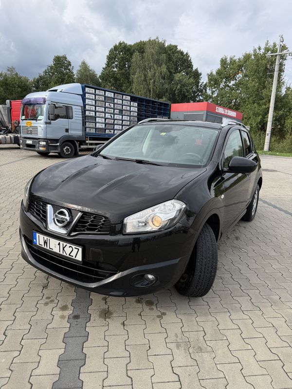 Nissan Qashqai 2.0 Petrol 4x4 2012
