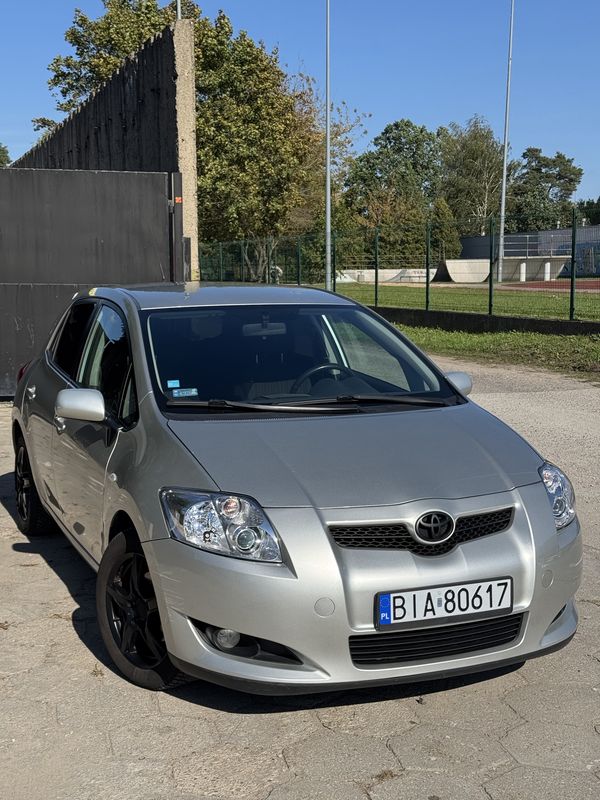 Toyota Auris 1.6 + LPG •apple car play•android auto•JBL