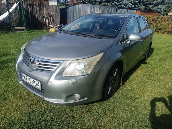 Toyota Avensis 2.0 D4D grzane fotele Webasto