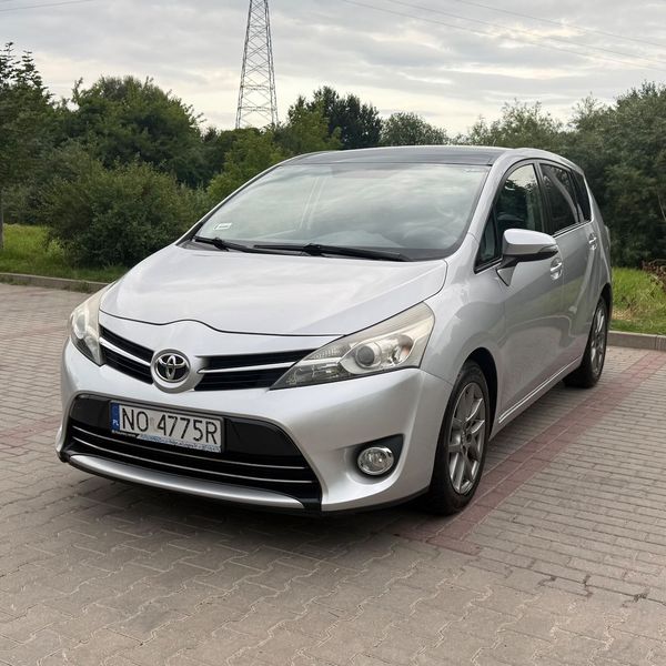 Toyota Verso Toyota Verso 2.2 D-CAT 177 KM Premium
