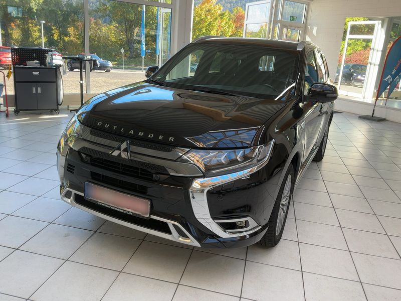 Mitsubishi Outlander 2.4 Phev Plus Spirit 4WD