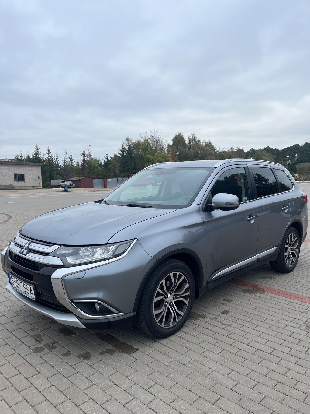 Mitsubishi Outlander 2.0 Petrol 4x4 2016