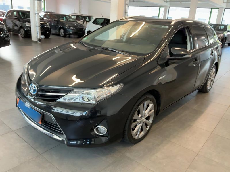 Toyota Auris Touring Sports 1.8 Hybrid Life+