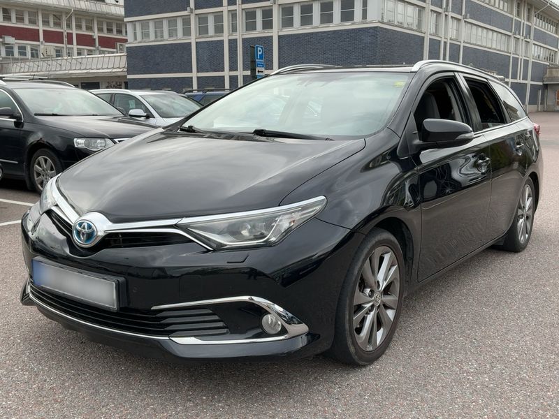 Toyota Auris Touring Sports 1.8 Hybrid Cool