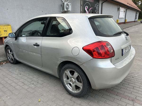 Toyota auris 1.4 lpg, wszystko dziala do poprawy