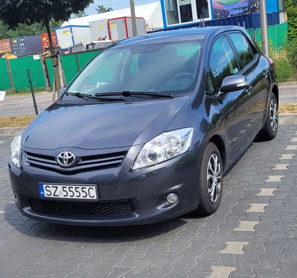 Toyota Auris 1.3 Petrol 2012