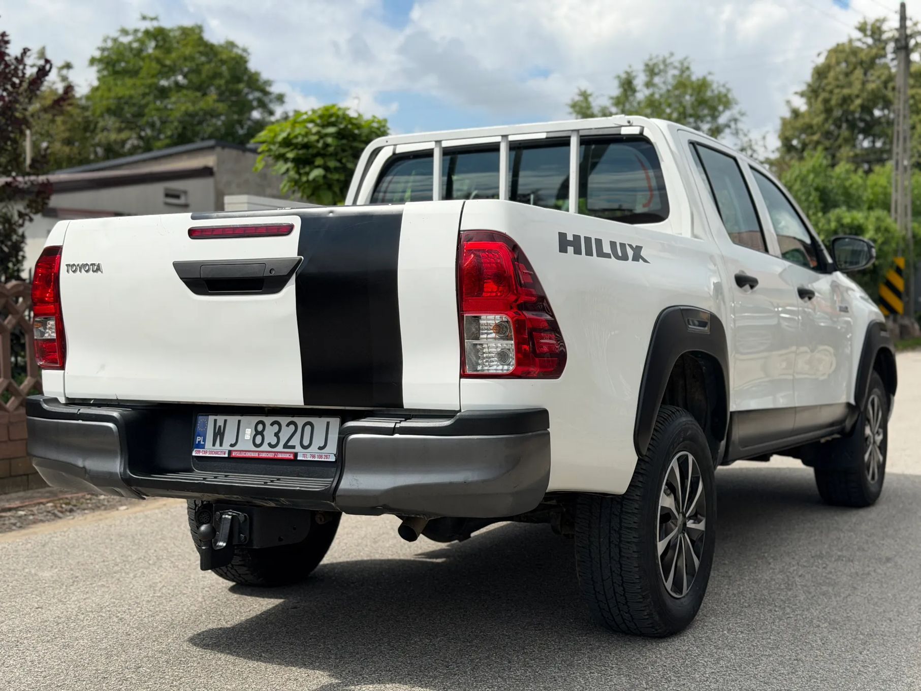 Toyota Hilux 1WŁ Salon PL FV23% 4x4 Hak CarPlay AndroidAuto Klimatyzacja