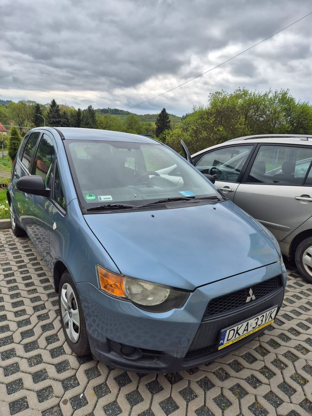 Mitsubishi Colt Mitshubishi Colt , drugi wlasciel, bez rdzy .