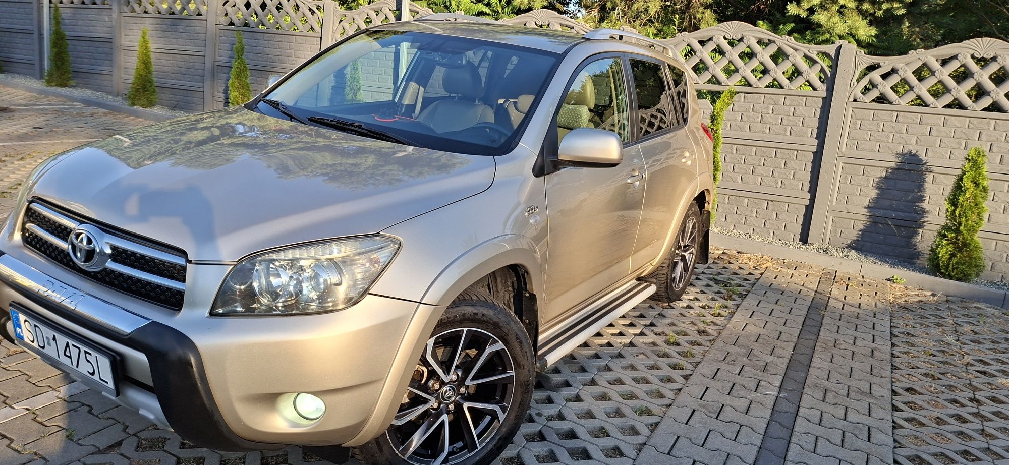 Reliable Toyota Rav IV lll gen 4x4